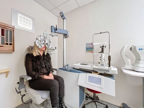Opticien expert en contactologie à l'Arbresle (69) Opticien expert en contactologie à l'Arbresle (69)